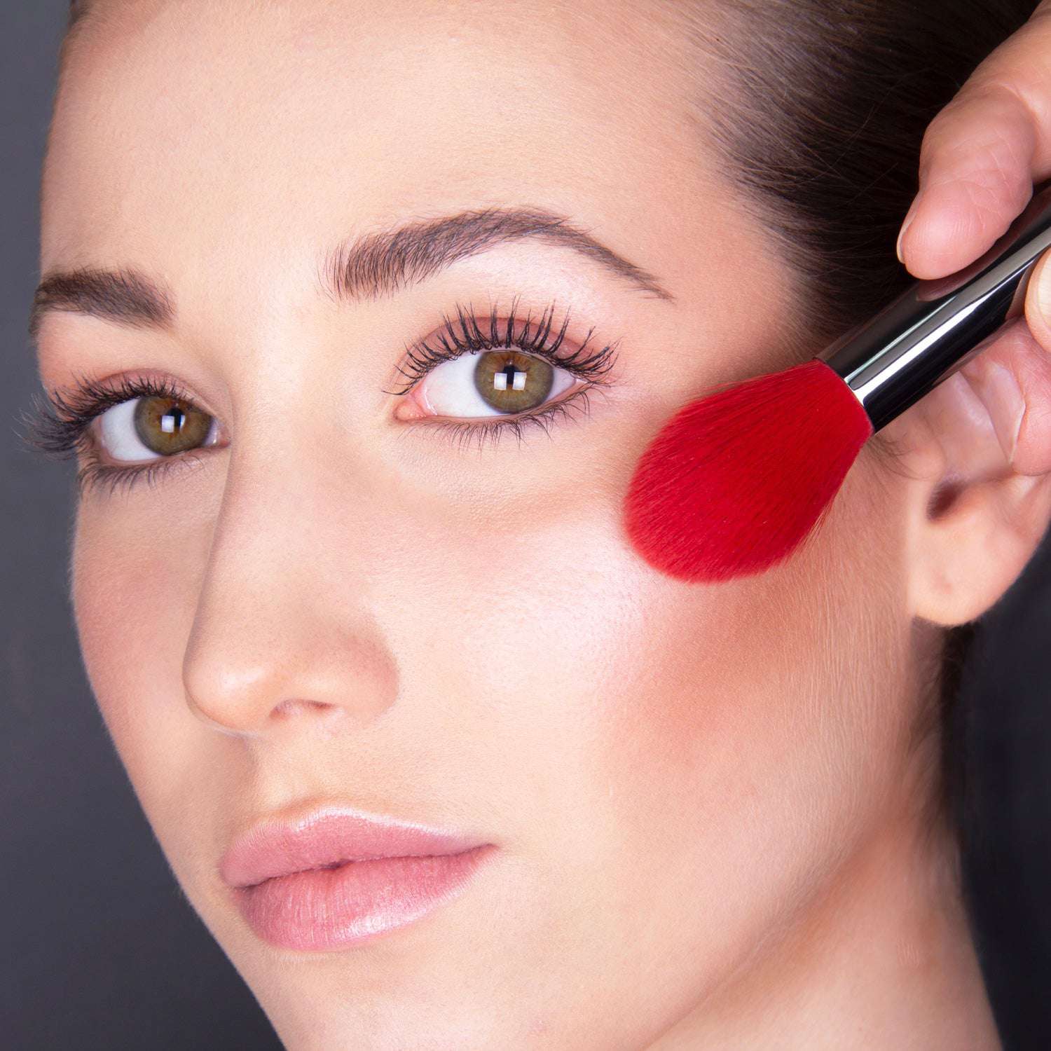 Jorge De la Garza Pincel B9 – Iluminador - Beautify Box